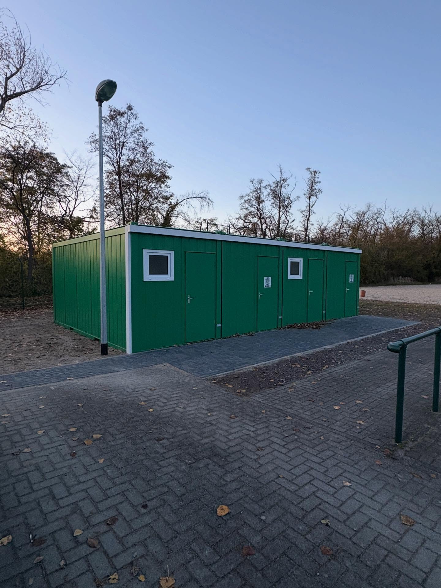 4d68d37a 8ee2 4818 acb0 0c33b6bc2675